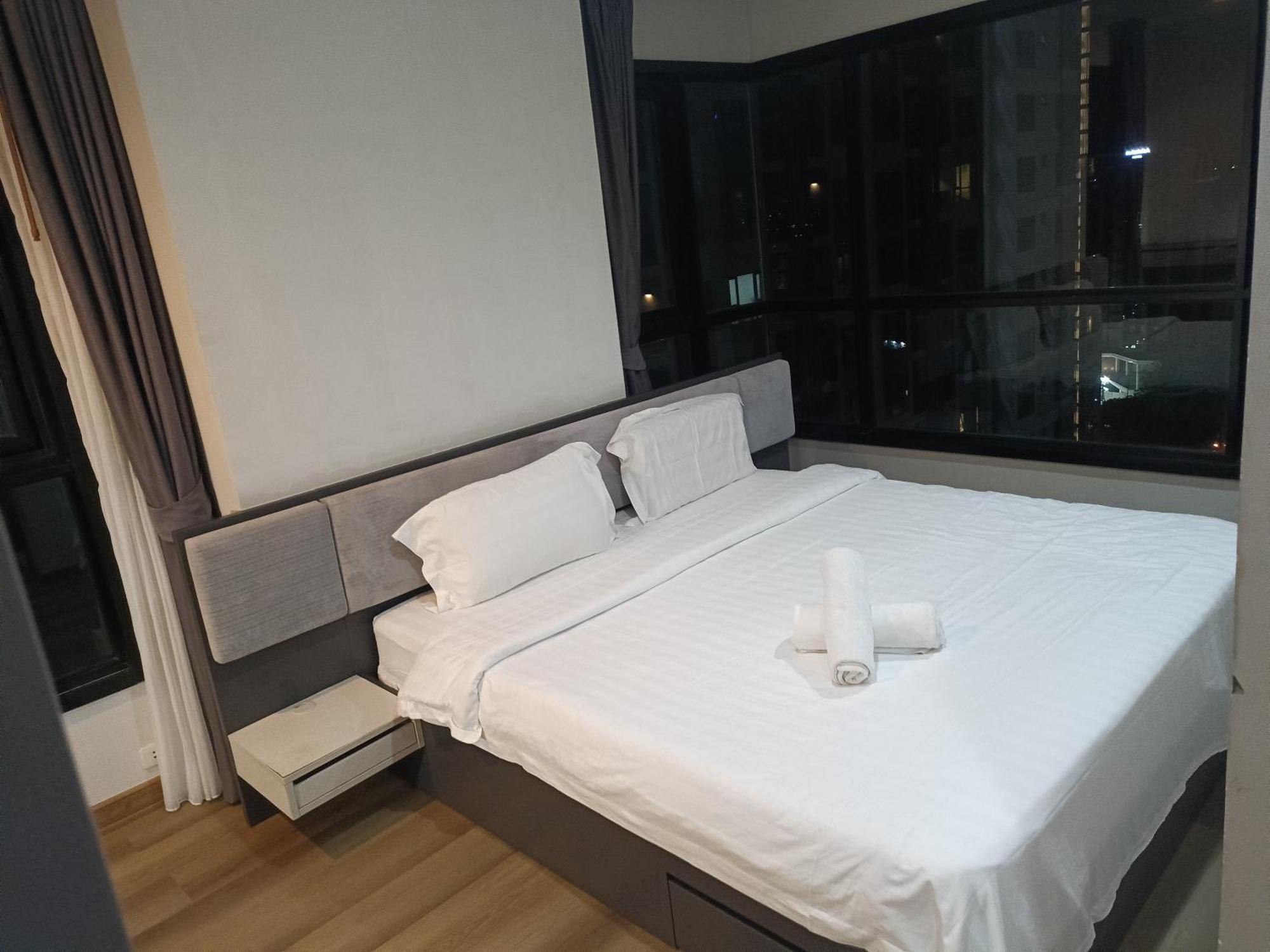 Appartamento The Base Pattaya By Feng Esterno foto