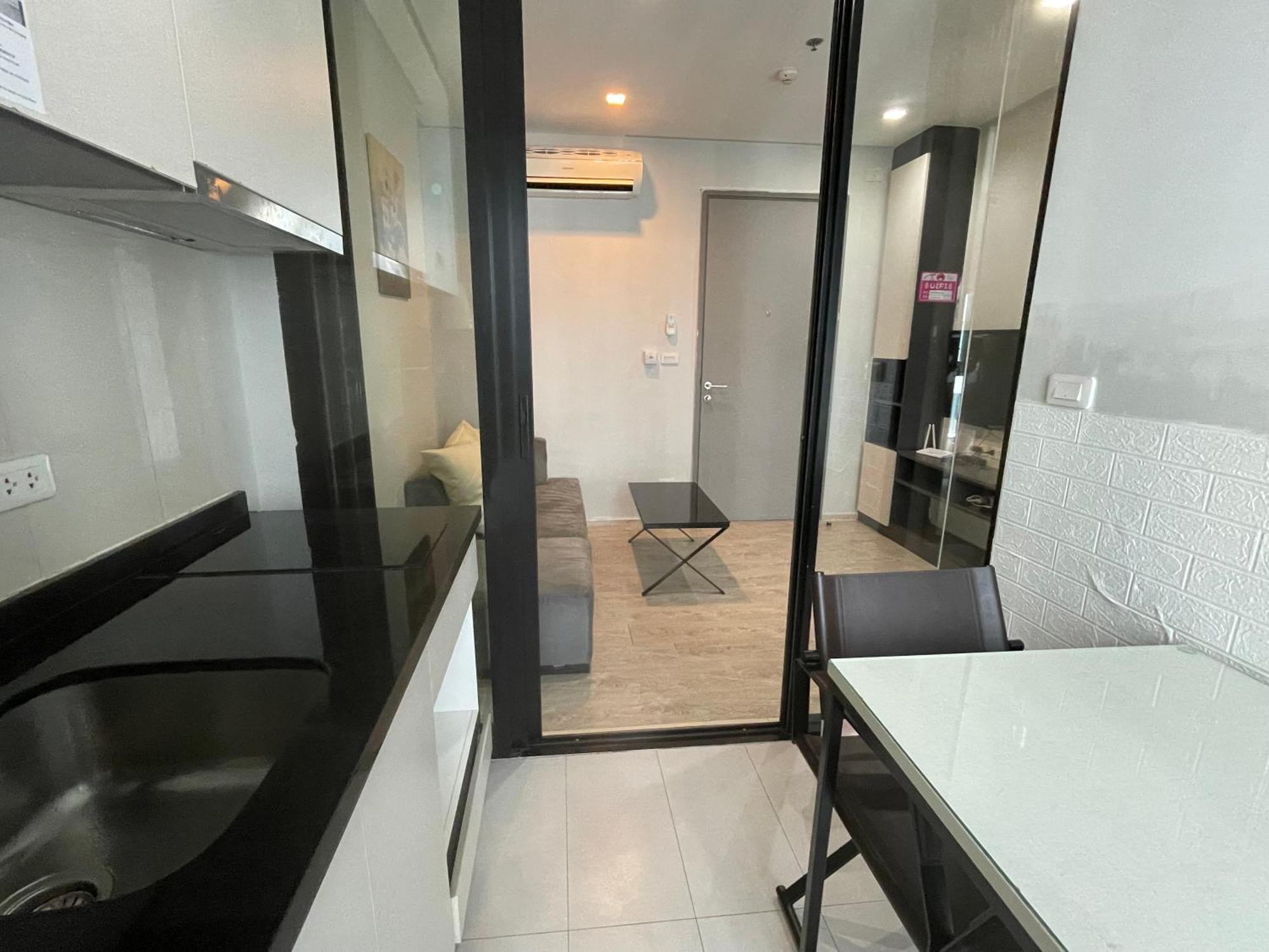 Appartamento The Base Pattaya By Feng Esterno foto