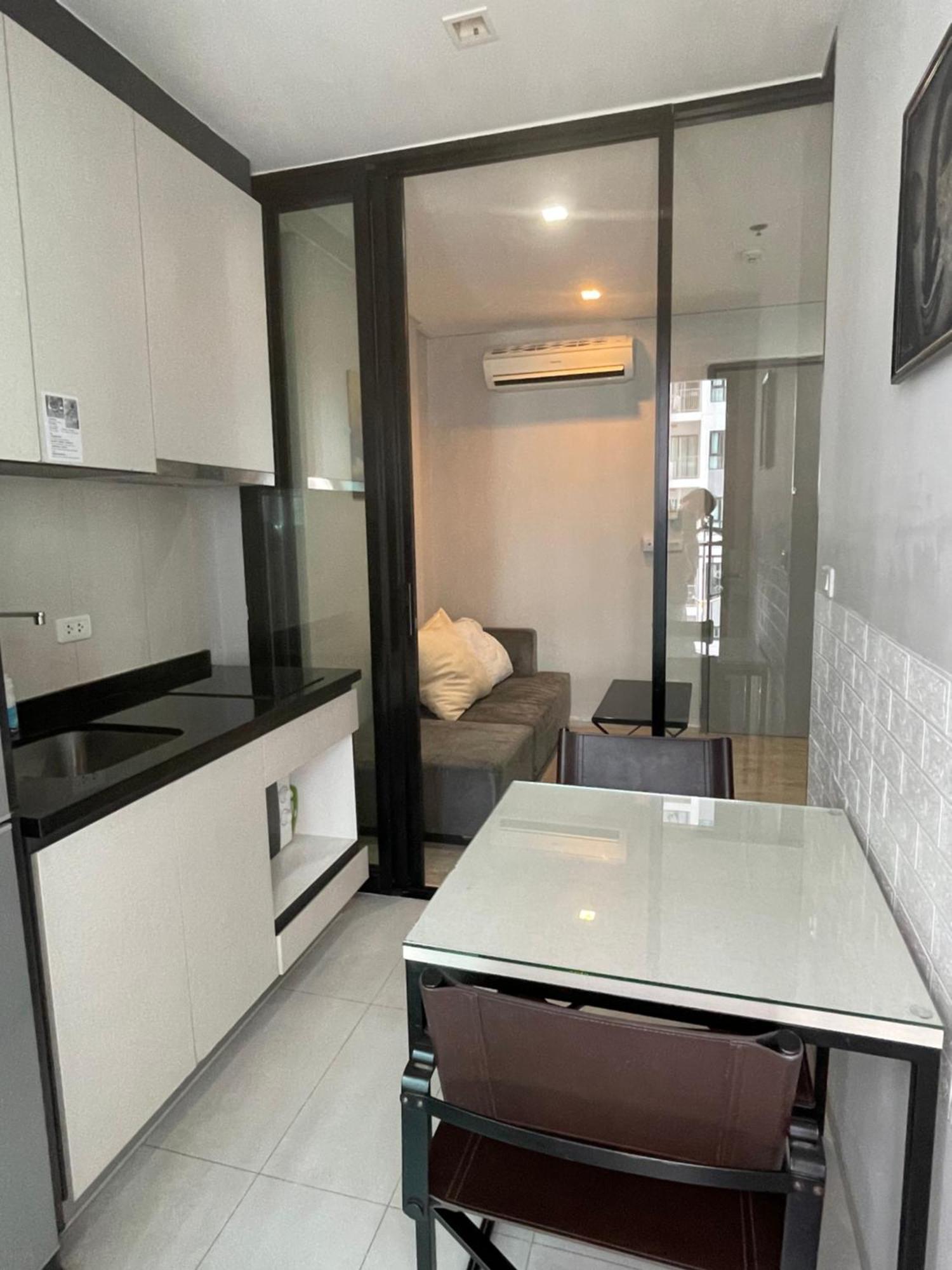 Appartamento The Base Pattaya By Feng Esterno foto
